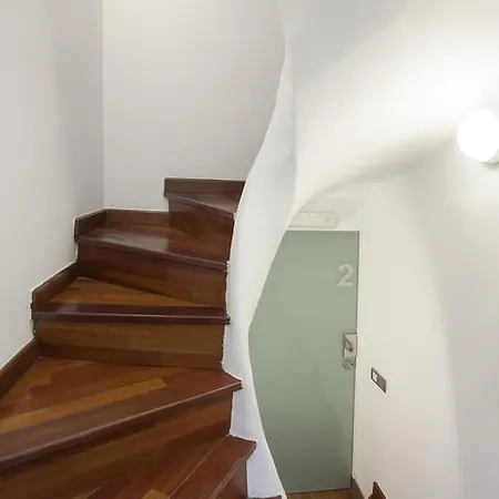 Гостевой дом Triple With Private Bathroom In Gothic