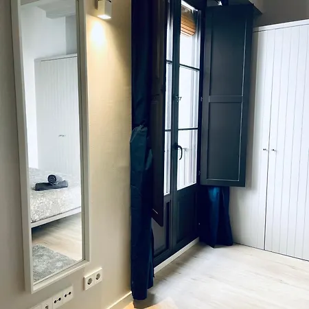 Triple With Private Bathroom In Gothic 2*